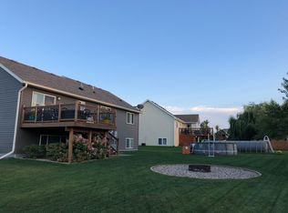 3353 Woodstone Dr SW, Rochester, MN 55902