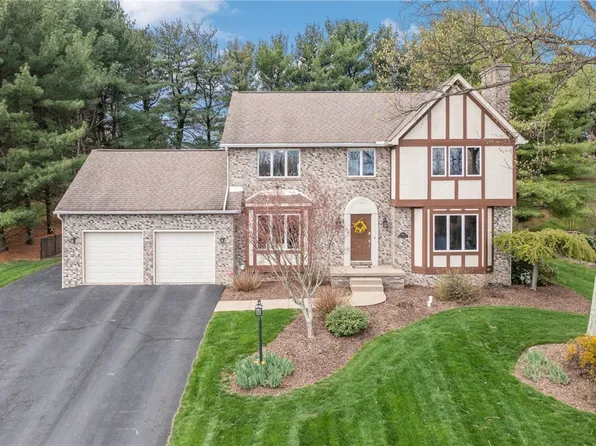 307 Churchill Dr, Greensburg, PA 15601