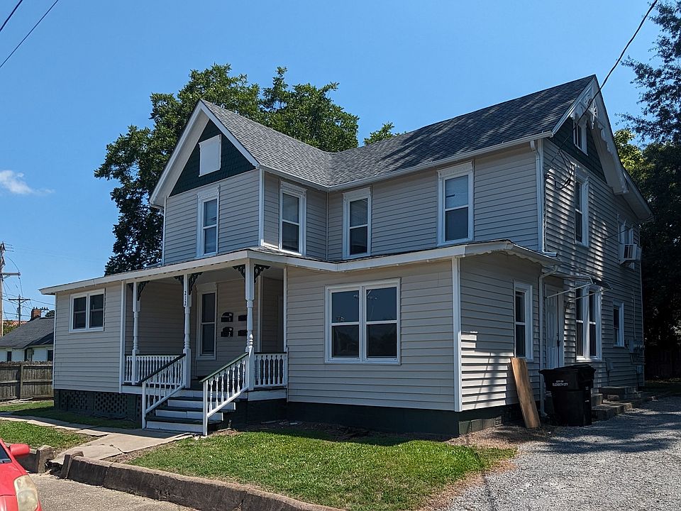 1st image of 212 N Dyer St APT 4