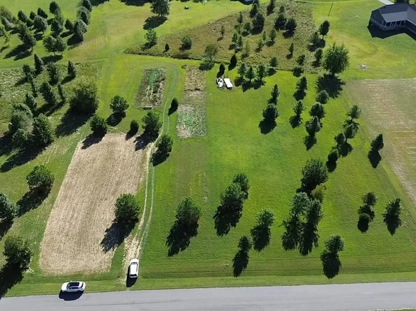 5146 Michael Dr, Paducah, KY 42003