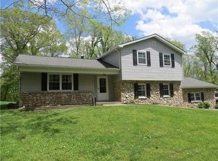 403 Wilson Rd, Clinton, PA 15026