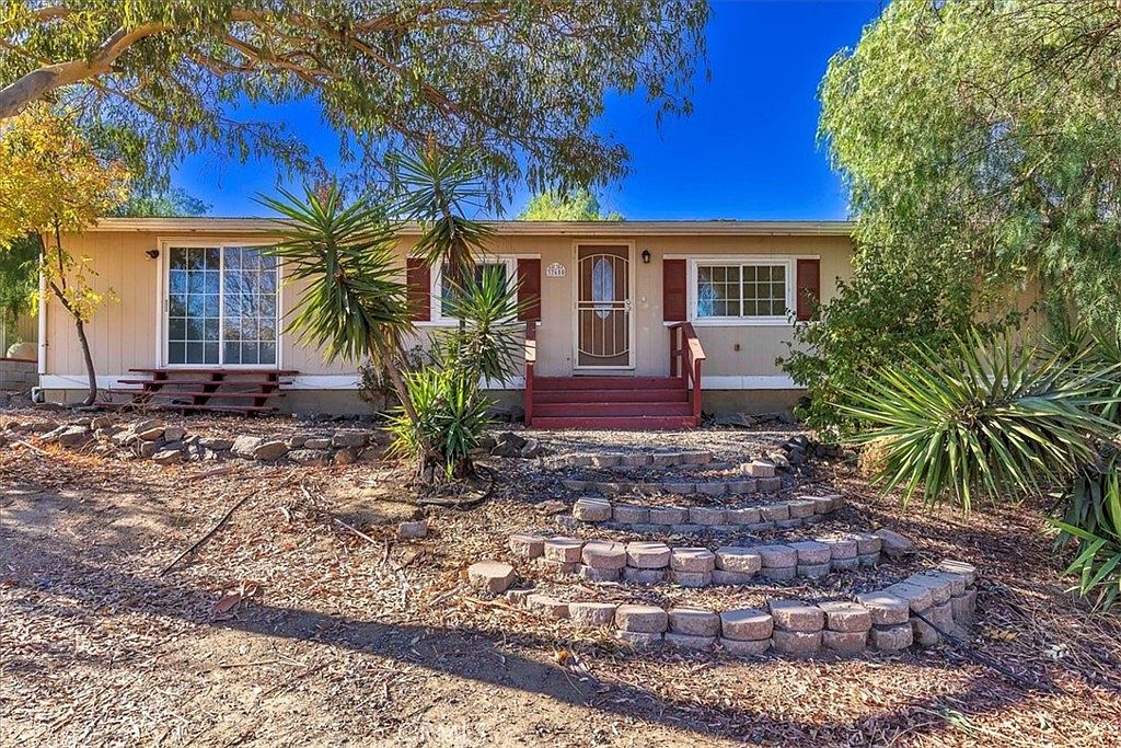 37650 Remuda Dr, Temecula, CA 92592 | MLS #SW25115102 | Zillow