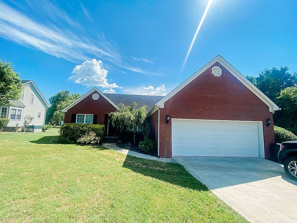 1st image of 120 Paul Lane Dr