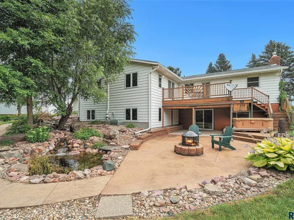 1101 110th Ave, Luverne, MN 56156