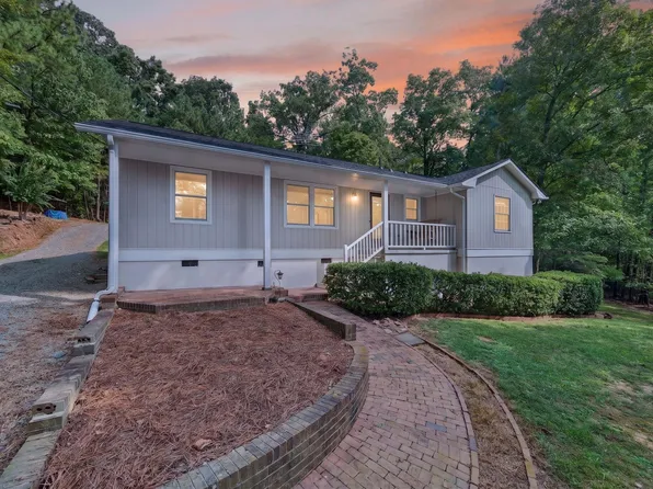 16 Piney Mountain Rd, Chapel Hill, NC 27514