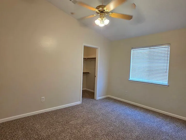 10104 Brookline Woods Dr — Photo 14