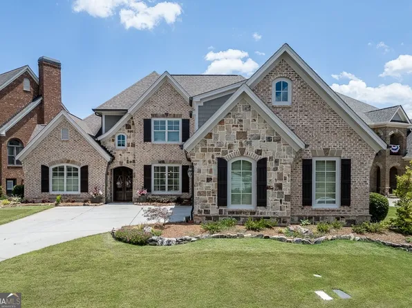 5949 Chickasaw Ln, Braselton, GA 30517