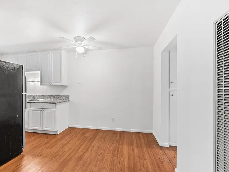 4136 Louisiana St #6 — Photo 14