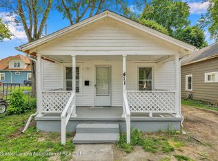 411 Pleasant St, Lansing, MI 48906