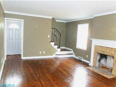 5th image of 1107 E 19th Ave