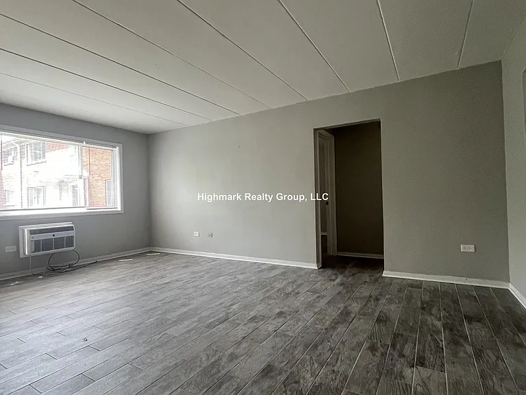 1320 Carol St #4 — Photo 7