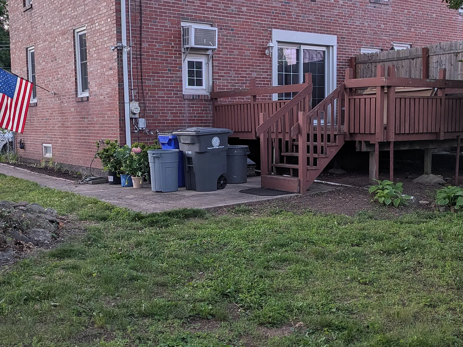 3 bed, 1400 sqft, $2,200 — Photo 4