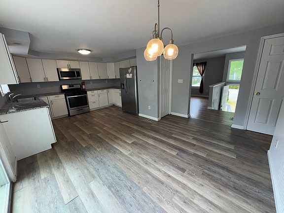 3rd image of 436 Avenue A