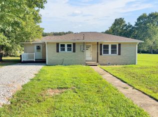 135 Curtis Ln, New Johnsonville, TN 37134