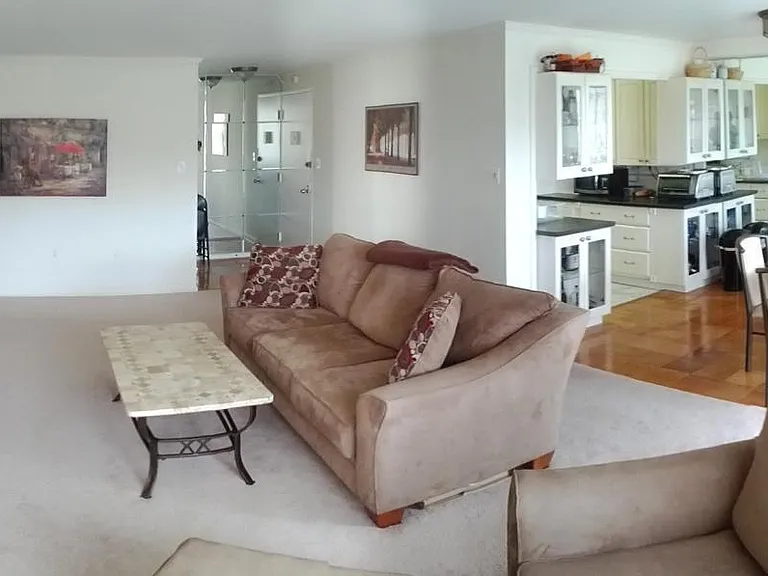 10201 Grosvenor Pl #709 — Photo 1