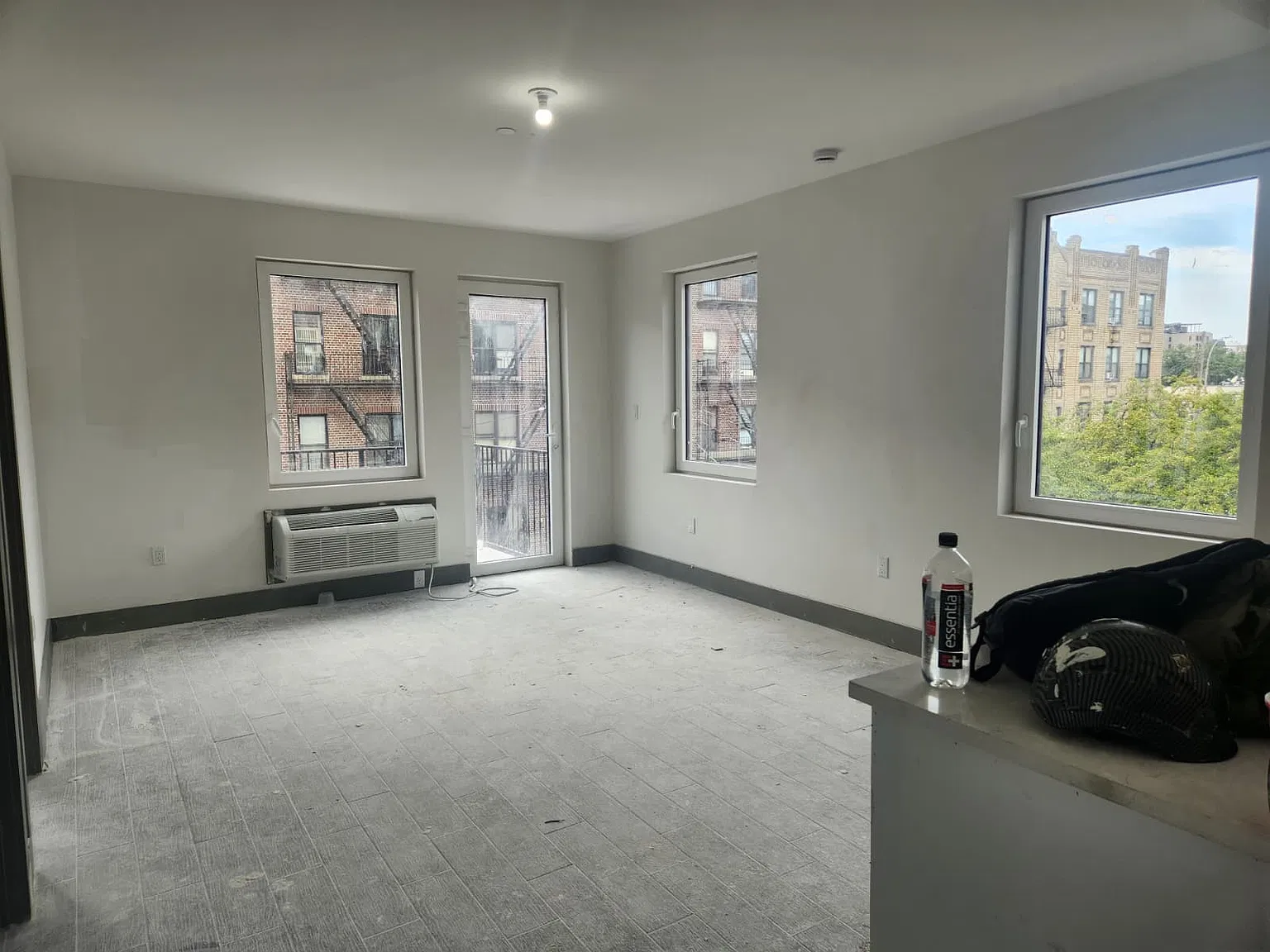 3 bed, $3,606 — Photo 4