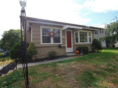 53 Park Hill Rd Bristol Ct 06010 Zillow