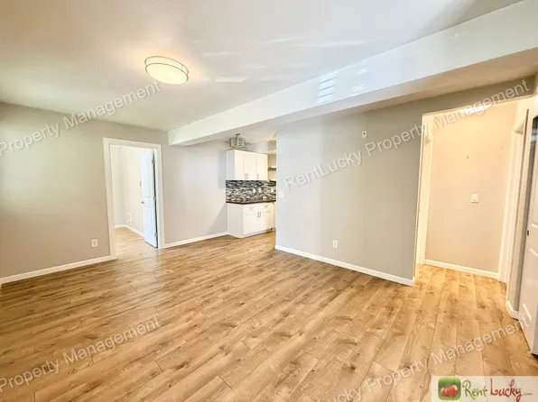 Jta Llc-Seattle 4 Plex, 3315 Claremont Ave S APT 1, Seattle, WA 98144