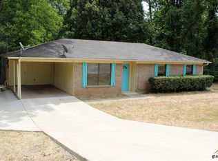 1110 Brad Cir, Lindale, TX 75771