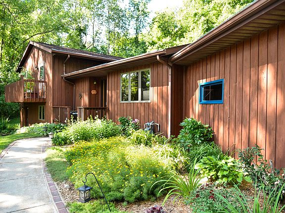 N4445 Meadow Wood Rd