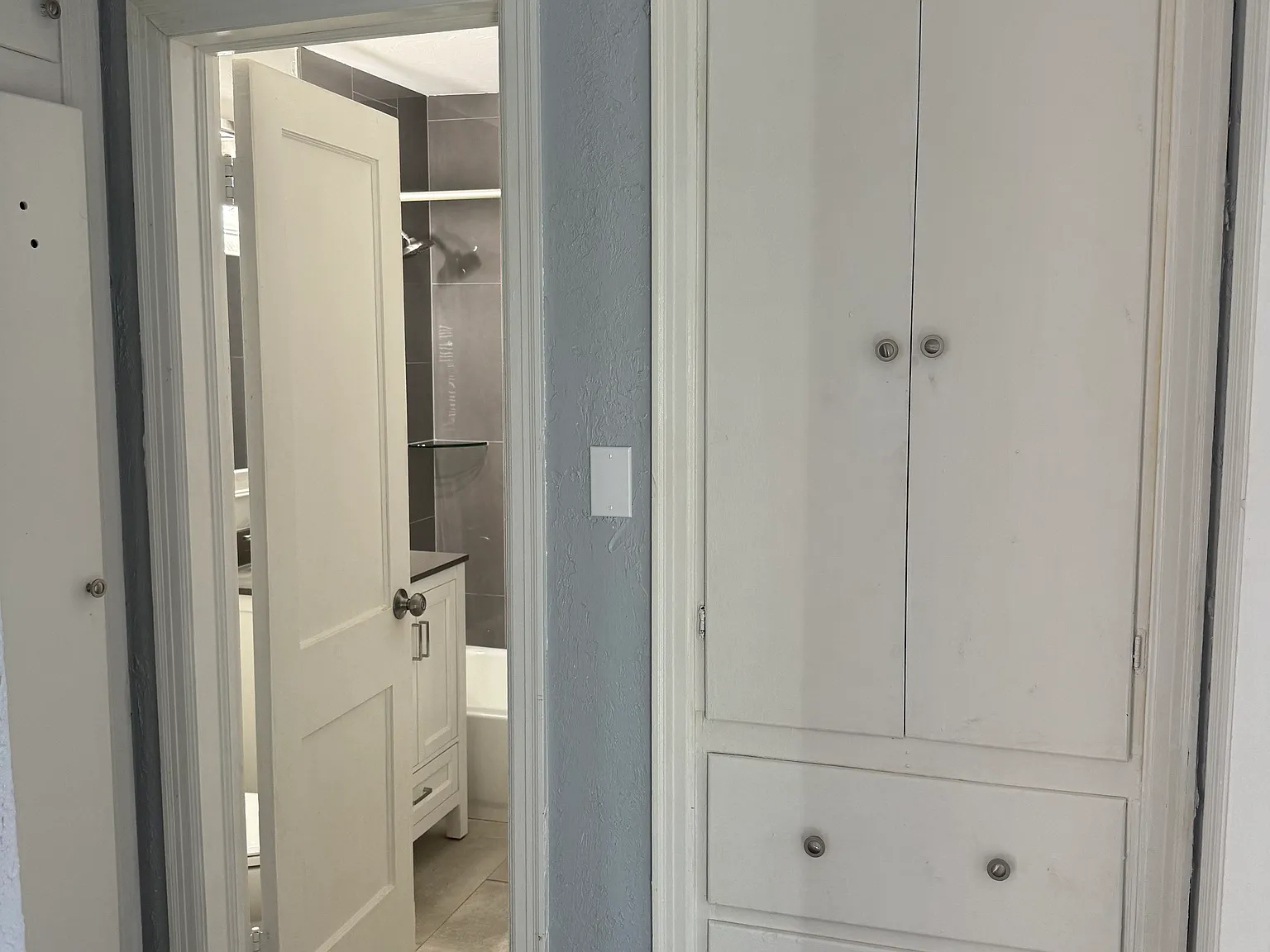 2 bed, 850 sqft, $995 — Photo 2
