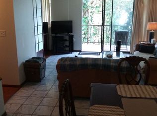 2405 Kalanianaole Ave APT 302, Hilo, HI 96720