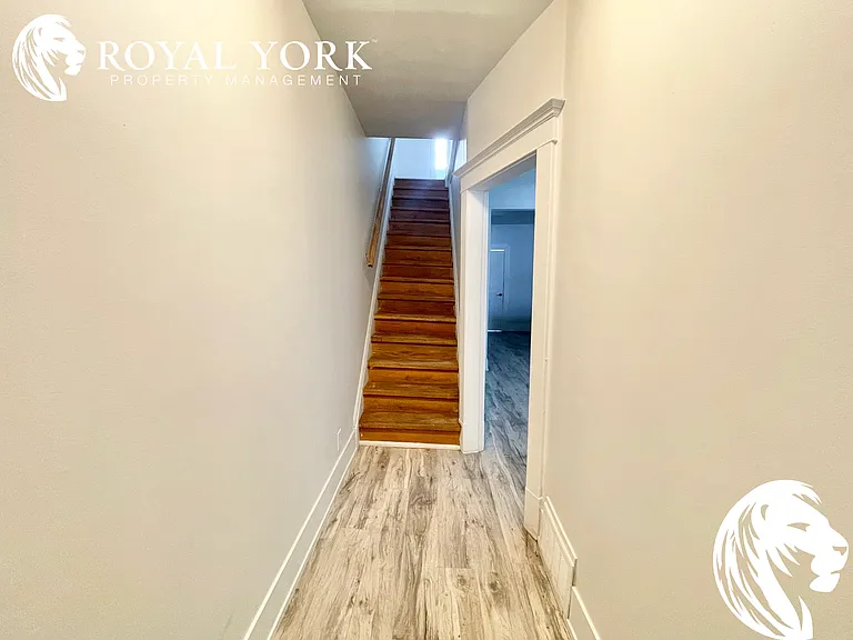 35 Concession St — Photo 18