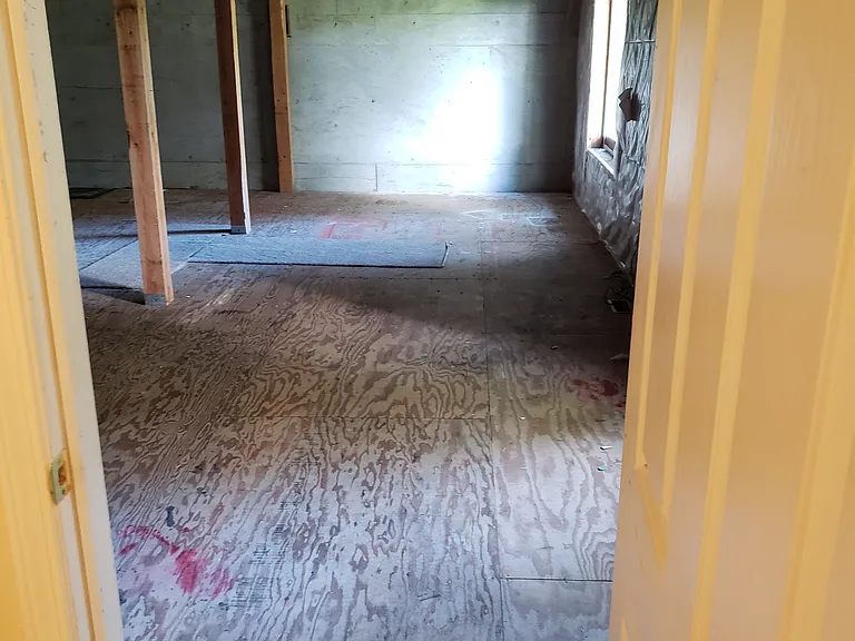 storage middle floor