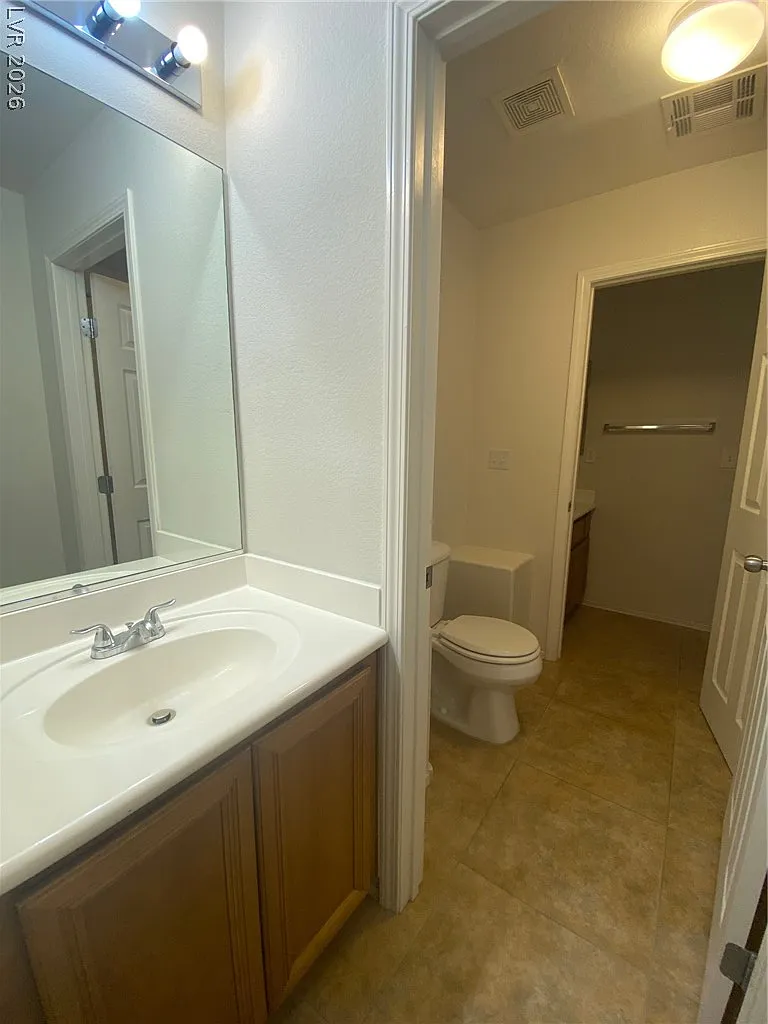 3 bed, 2.5 bath, 1483 sqft, $2,000 — Photo 3
