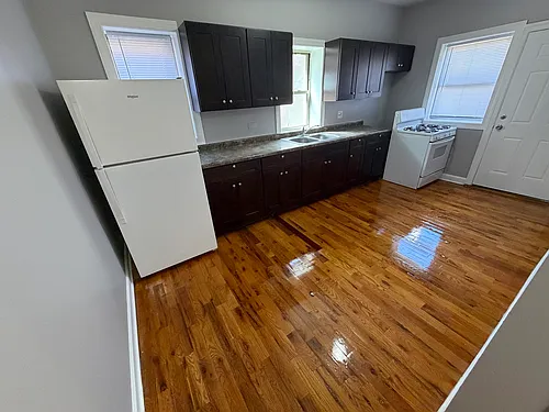 108 N Menard Ave #2 Photo 1