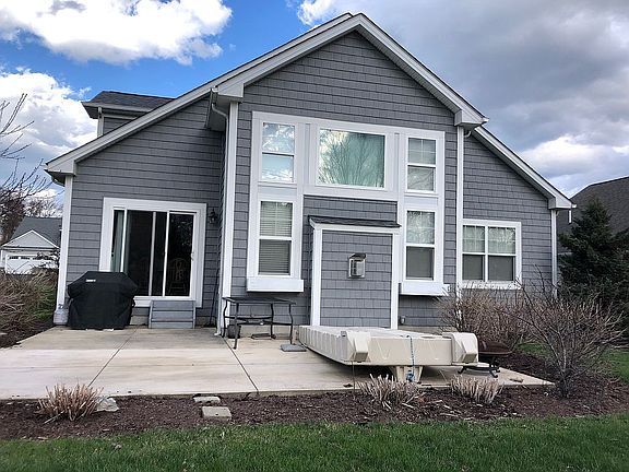3rd image of 2060 S Bailiwick Ln