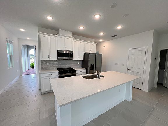 Kitchen with Island