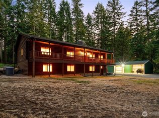 23805 SE 380th St, Enumclaw, WA 98022