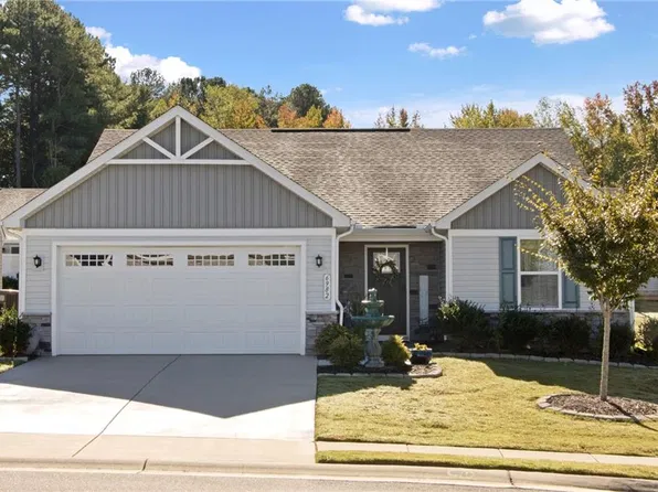6982 Healy Ave, Gloucester, VA 23061