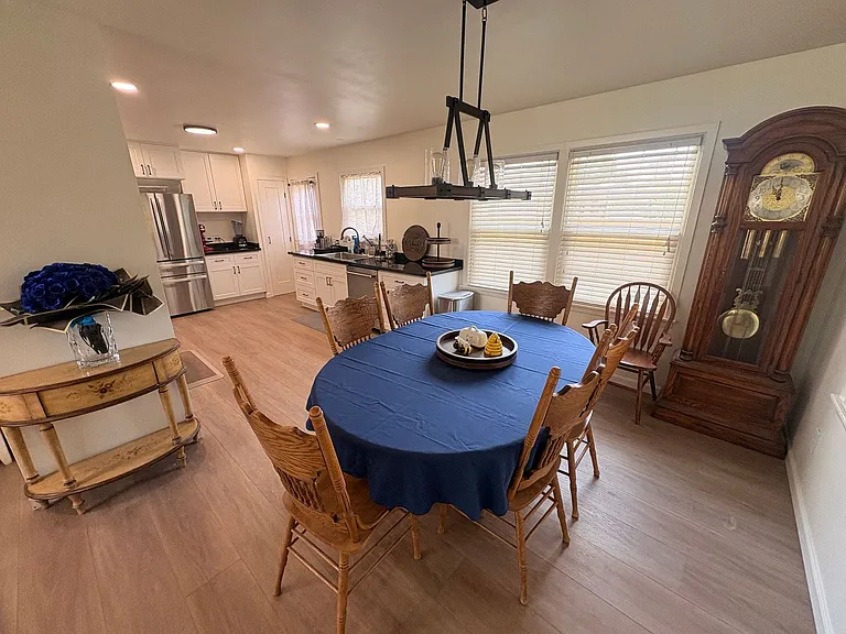 1035 S Woodland St — Photo 3