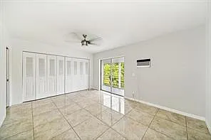 1 bed, 1.5 bath, 684 sqft, $1,600 — Photo 3