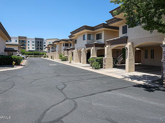 3rd image of 3235 E CAMELBACK Road #220