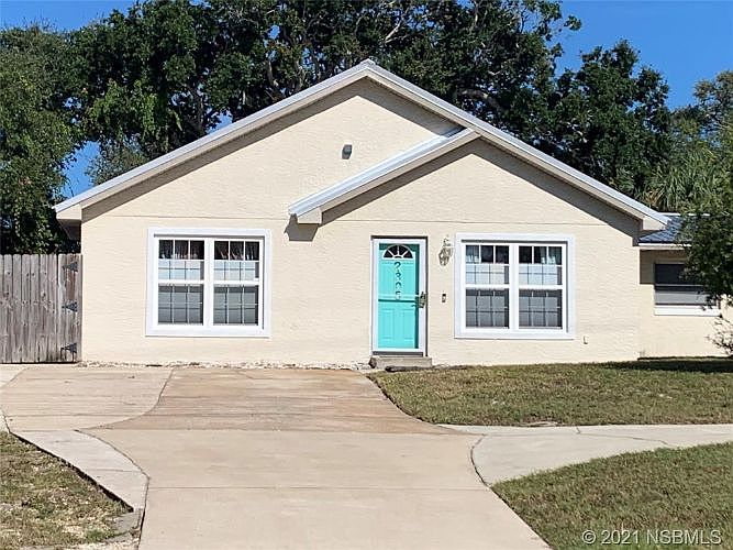 1st image of 2305 Saxon Dr