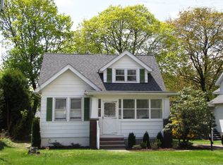 1594 Ratzer Rd, Wayne, NJ 07470