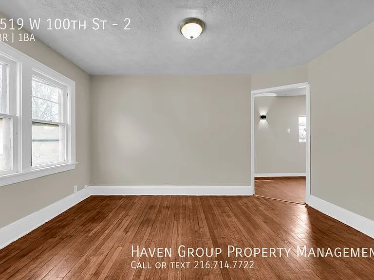3519 W 100th St #2 — Photo 7