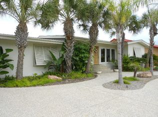 1814 Bay Shore Dr, Rockport, TX 78382