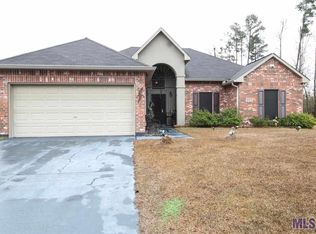 26312 Avoyelles Ave, Denham Springs, LA 70726