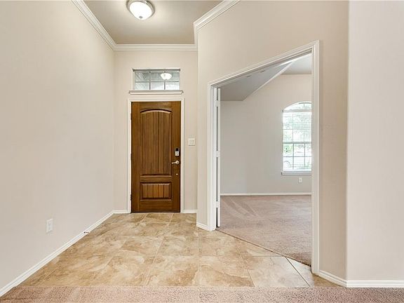 3rd image of 1325 Shelley Dr