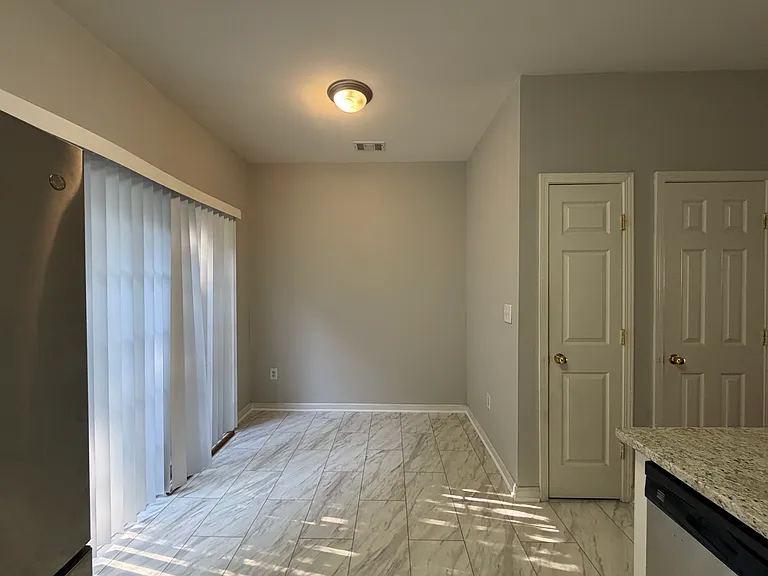 3284 Hidden Cove Cir — Photo 9