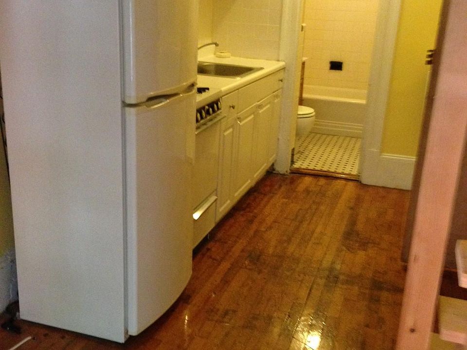 2nd image of 80 Myrtle St #0