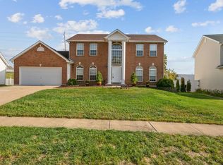 12 Eagle Spur Ct, Saint Charles, MO 63303