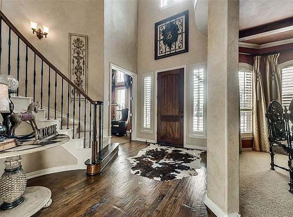4th image of 2923 Tracy Lynn Ln