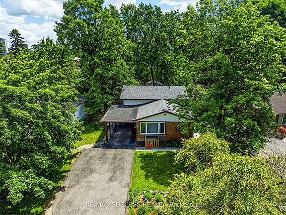 5th image of 97 Blythwood Rd