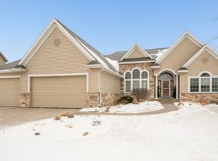 1323 Quail Ridge Rd, Cedar Falls, IA 50613