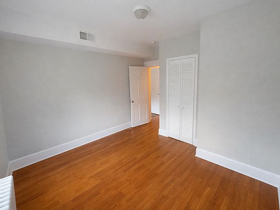 4th image of 3612 Langston Blvd #101